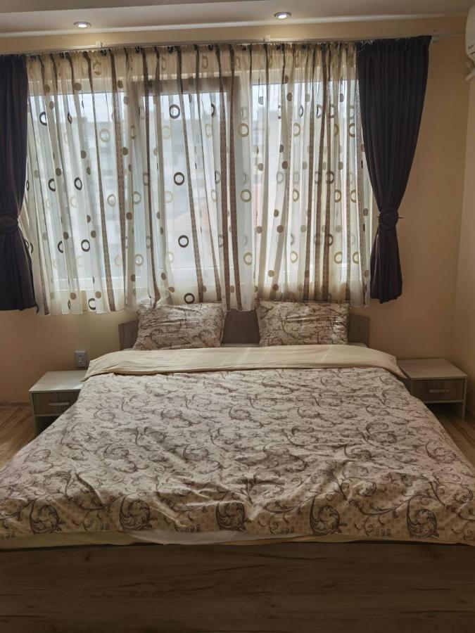Апартамент Дани Apartament Dani Kazanlŭk 외부 사진